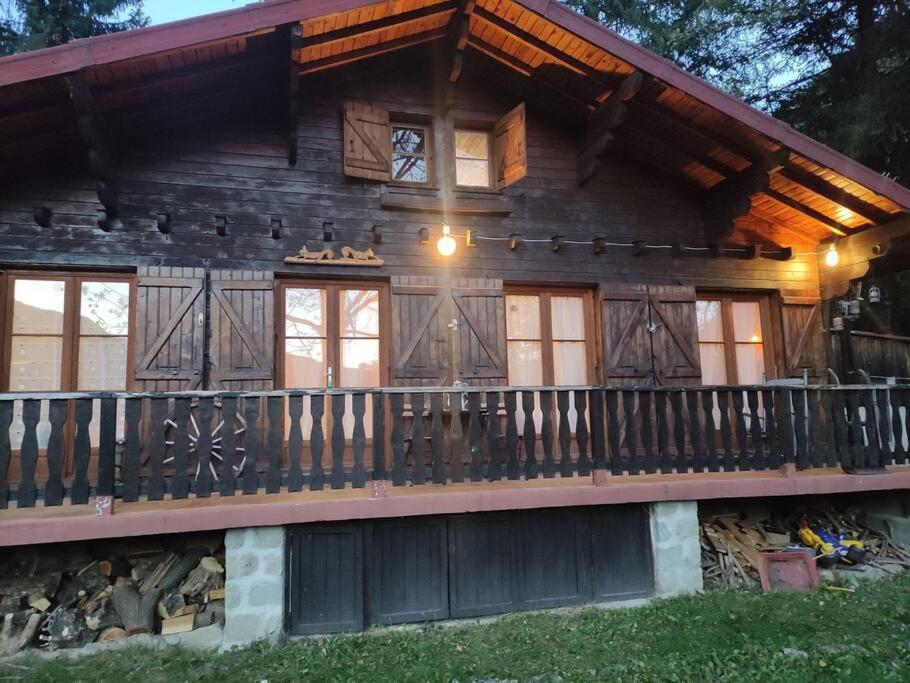 Chalet Accueillant Et Familial Saint-Martin-Vesubie Ngoại thất bức ảnh