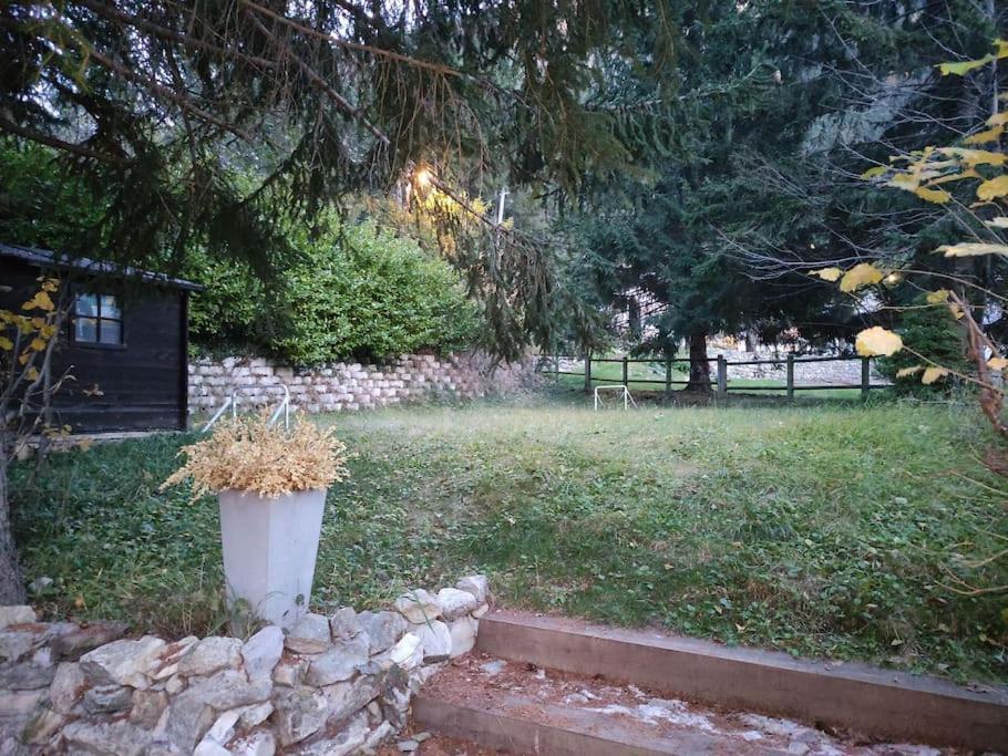 Chalet Accueillant Et Familial Saint-Martin-Vesubie Ngoại thất bức ảnh